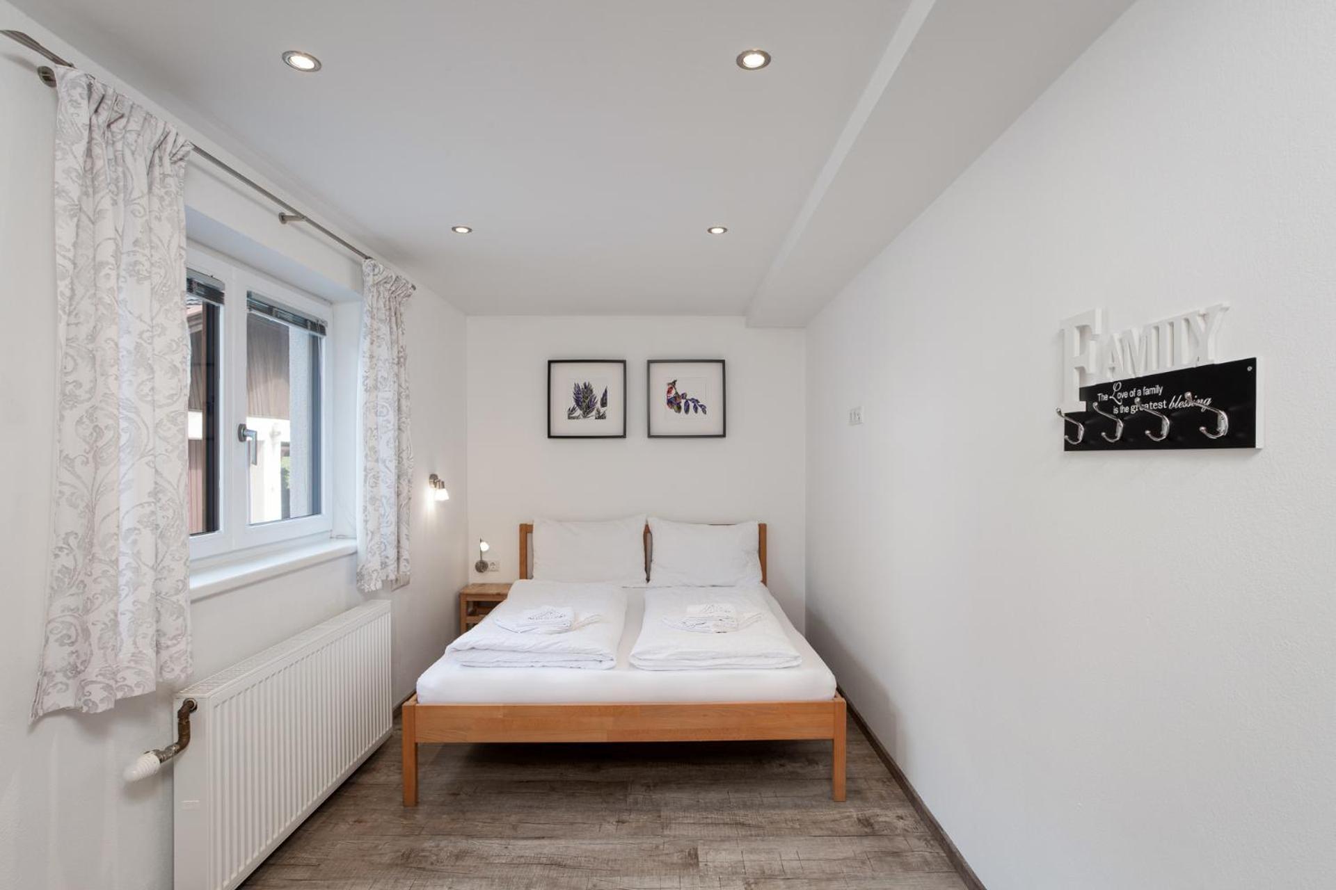 Alpine View Apartment *